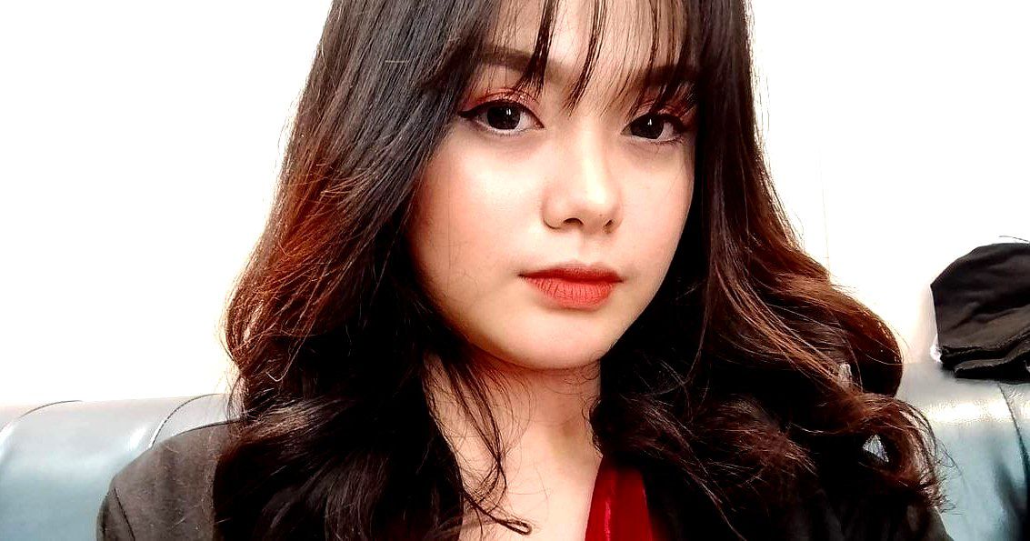 Bị nhốt trong căn phòng ngập rác với tên thất nghiệp biến thái
